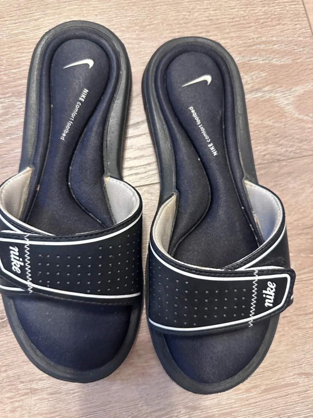 Nike Comfort Footbed Slide Sandals Black Women’s Size 8 - Picture 4 of 5